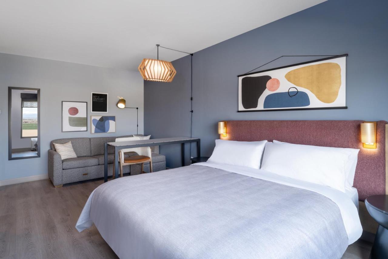 Atwell Suites - Denver Airport Tower Road By Ihg Экстерьер фото