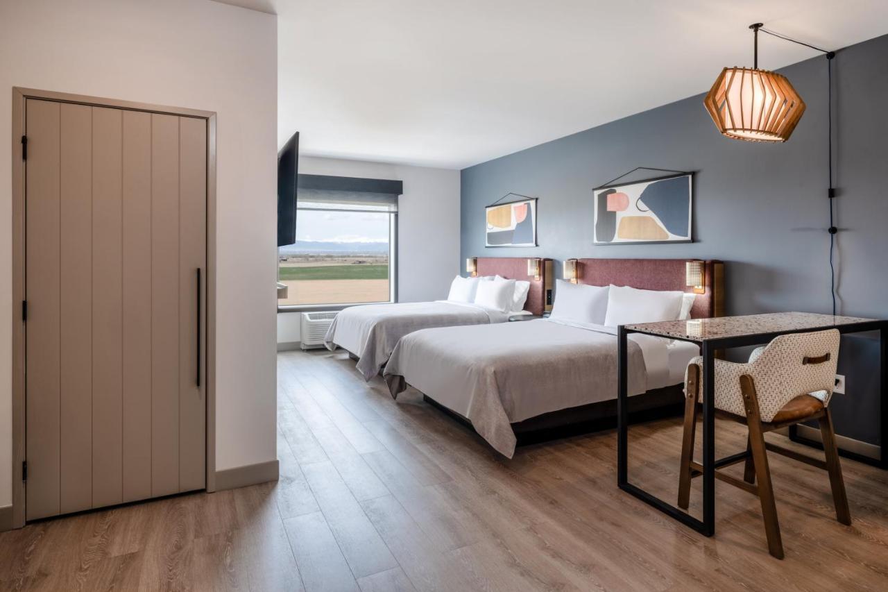 Atwell Suites - Denver Airport Tower Road By Ihg Экстерьер фото