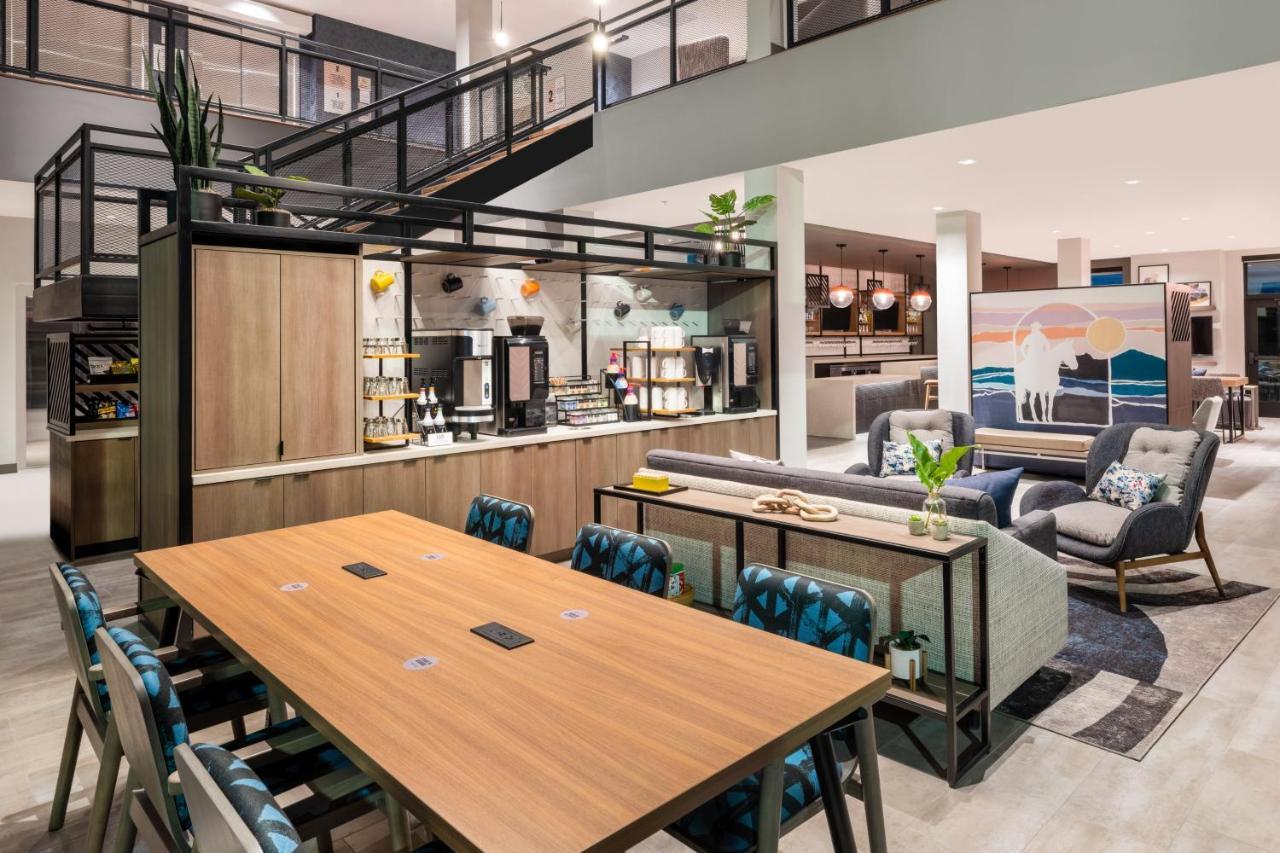 Atwell Suites - Denver Airport Tower Road By Ihg Экстерьер фото