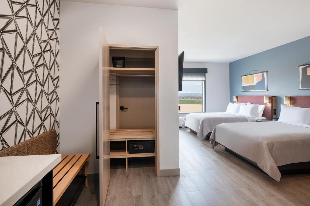 Atwell Suites - Denver Airport Tower Road By Ihg Экстерьер фото