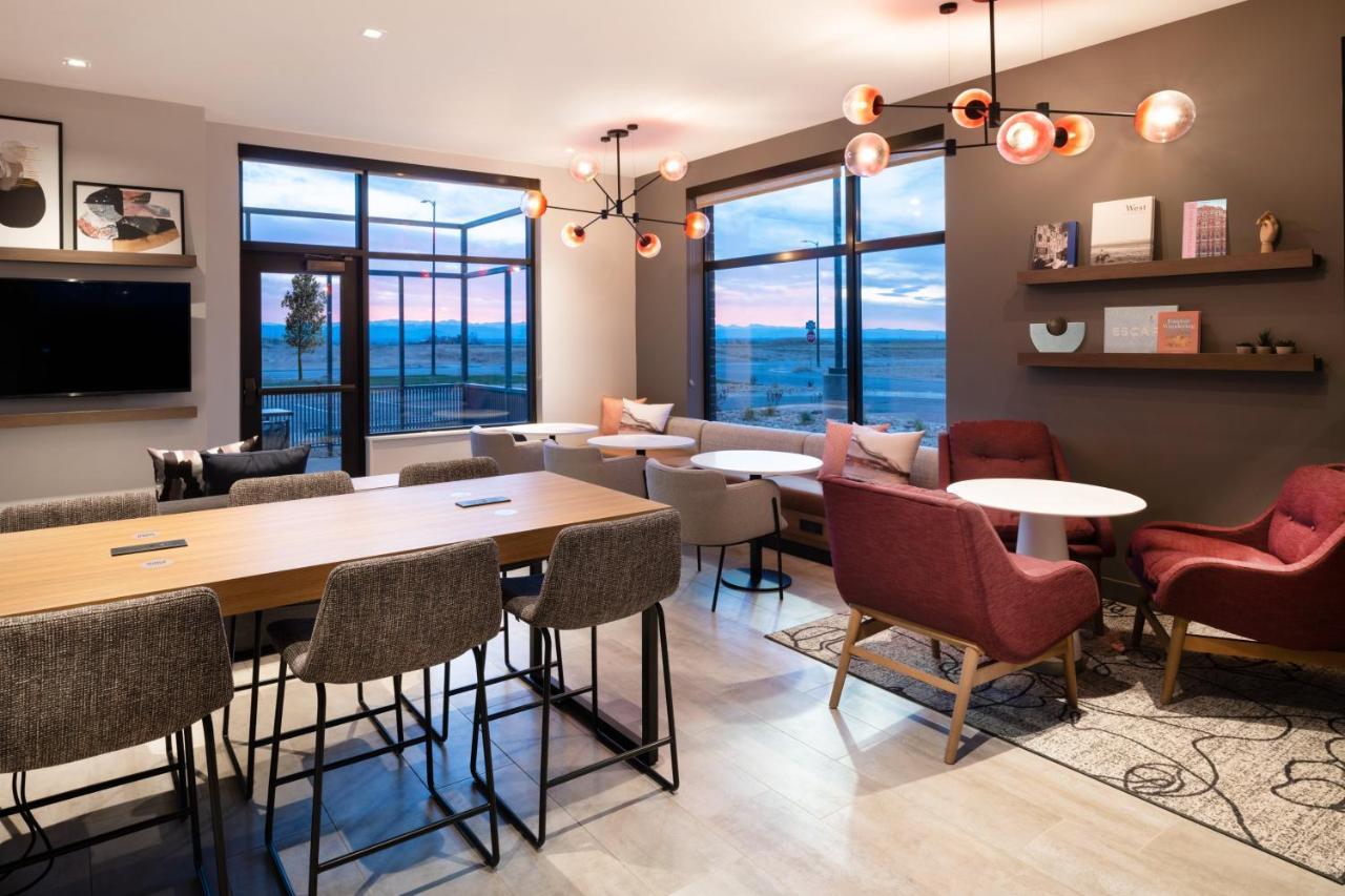 Atwell Suites - Denver Airport Tower Road By Ihg Экстерьер фото
